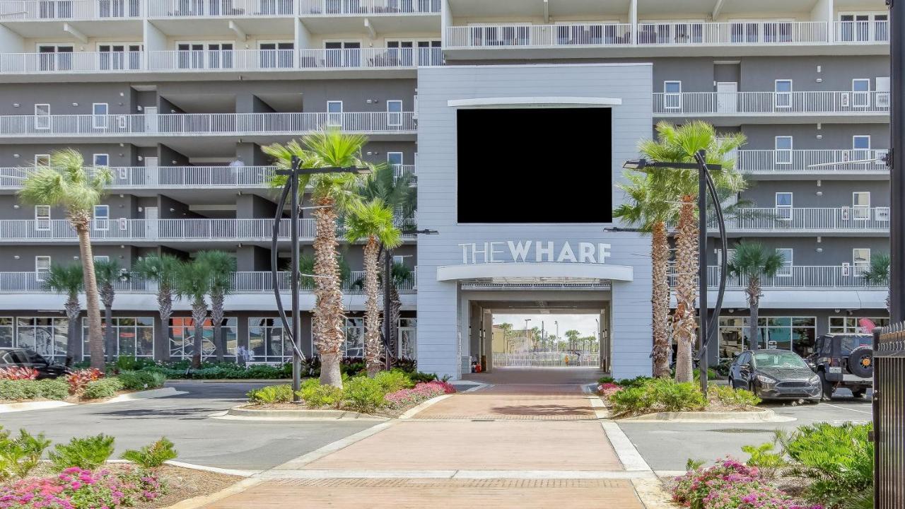 Laketown Wharf By Blueswell *