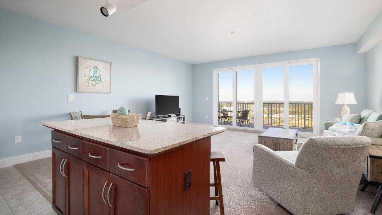 Laketown Wharf By Blueswell Holiday home *
