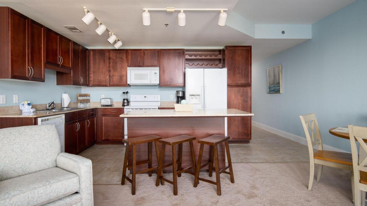 Laketown Wharf By Blueswell Holiday home *